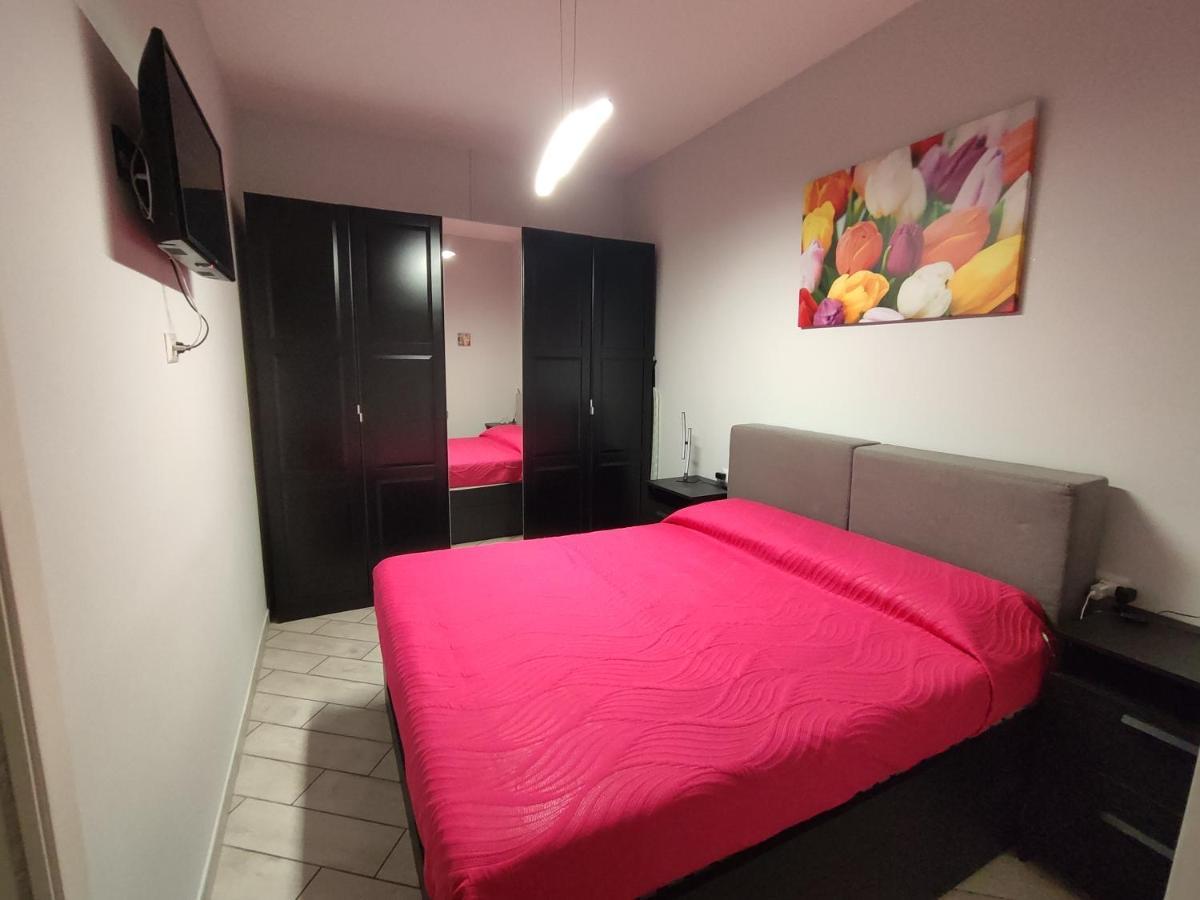 Casa Vacanze Zia Rose เนเปิลส์ ภายนอก รูปภาพ